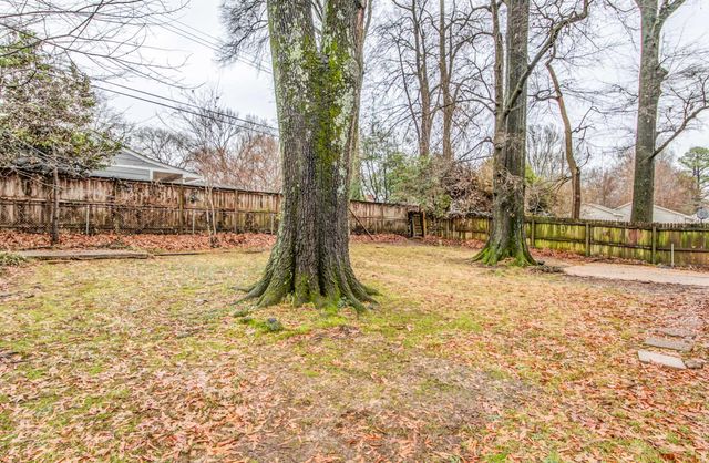 4850 FLAMINGO RD, Memphis, TN 38117