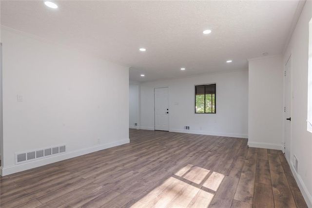 5207 Dixie Lake Road, Union City, GA 30291