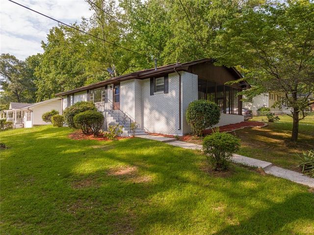 5207 Dixie Lake Road, Union City, GA 30291