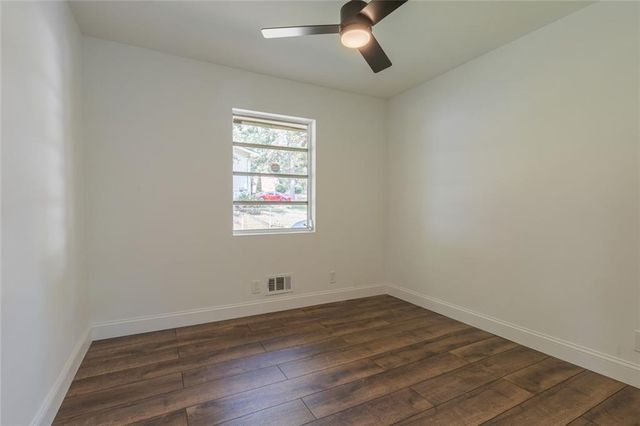 5207 Dixie Lake Road, Union City, GA 30291
