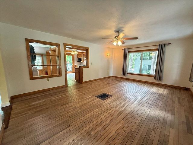 482 Clarendon Avenue, West Rutland, VT 05777