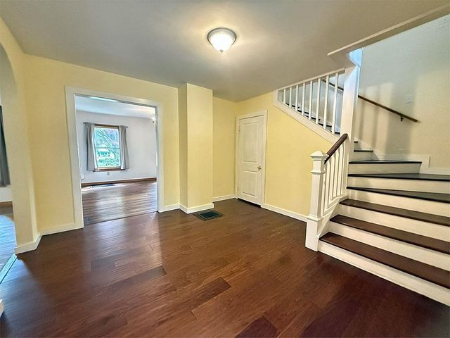 482 Clarendon Avenue, West Rutland, VT 05777