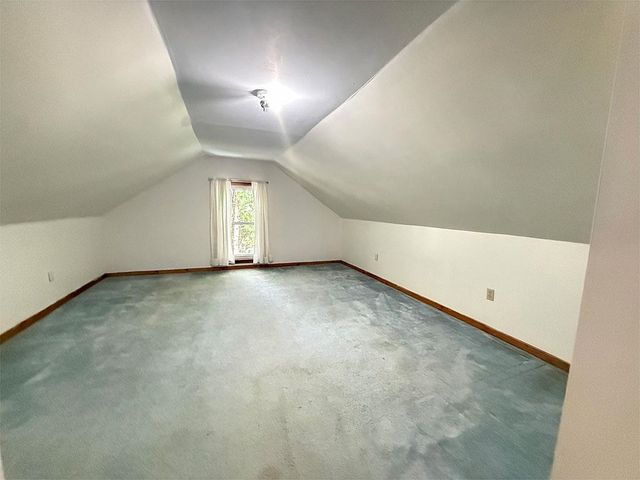 482 Clarendon Avenue, West Rutland, VT 05777