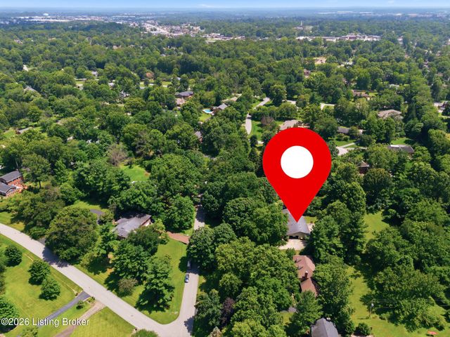 706 N Arbor Dr, Anchorage, KY 40223