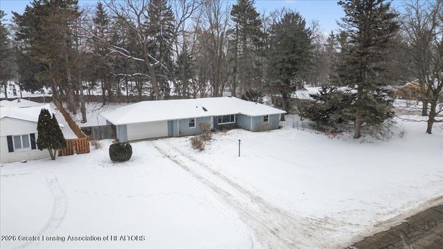 4523 Chippewa Drive, Okemos, MI 48864