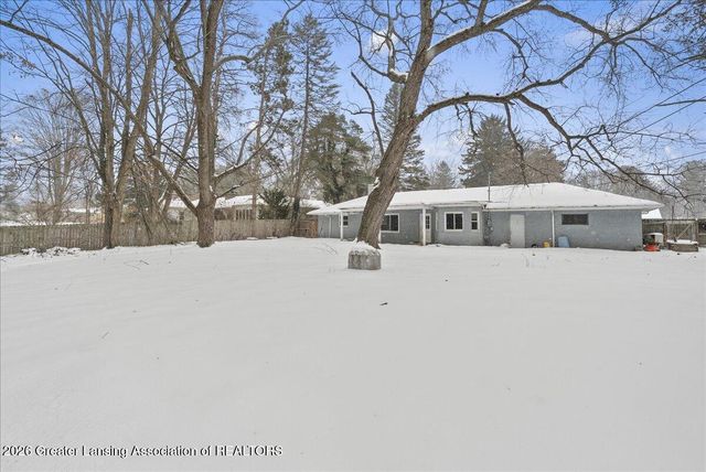 4523 Chippewa Drive, Okemos, MI 48864