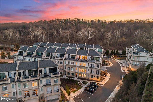 8197 RIVER RD, Bethesda, MD 20817