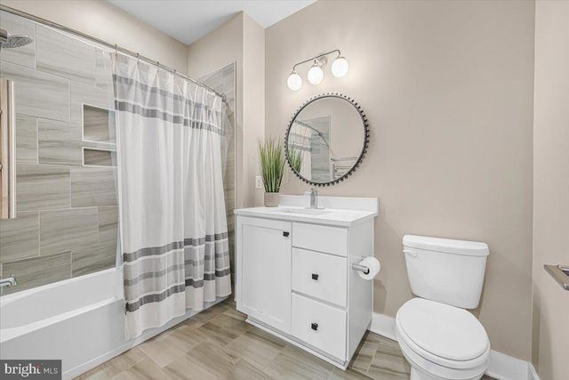 8197 RIVER RD, Bethesda, MD 20817