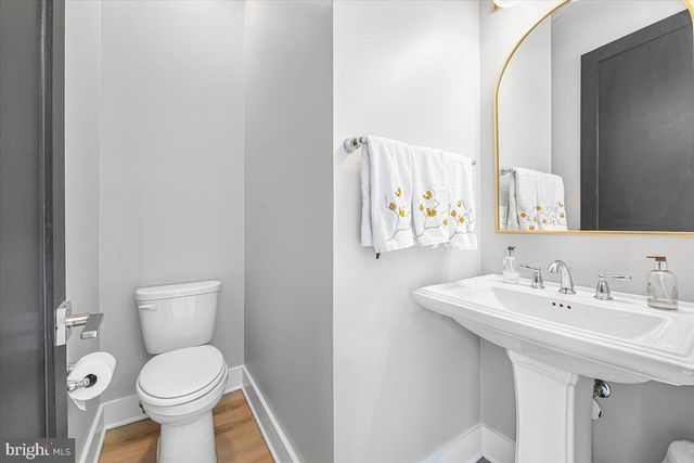 8197 RIVER RD, Bethesda, MD 20817