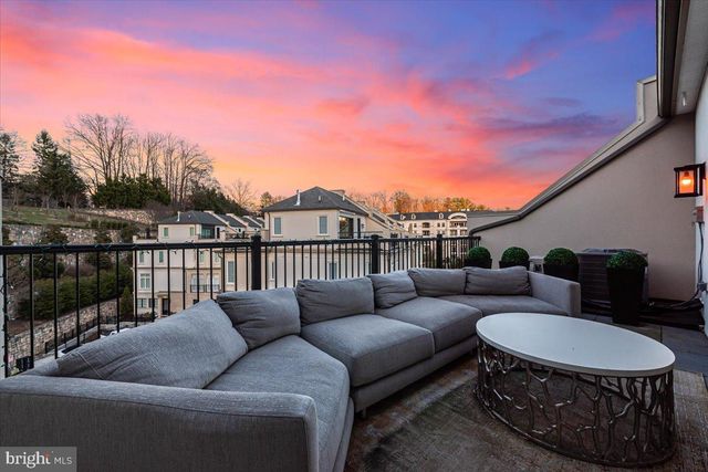 8197 RIVER RD, Bethesda, MD 20817