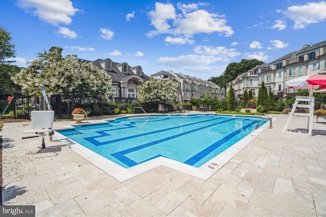 8197 RIVER RD, Bethesda, MD 20817