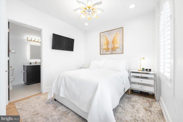 8197 RIVER RD, Bethesda, MD 20817