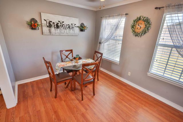 410 Woodland Park Circle, Mary Esther, FL 32569