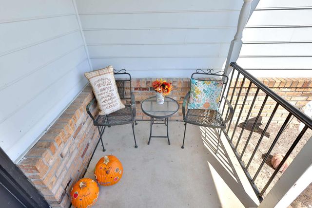 410 Woodland Park Circle, Mary Esther, FL 32569