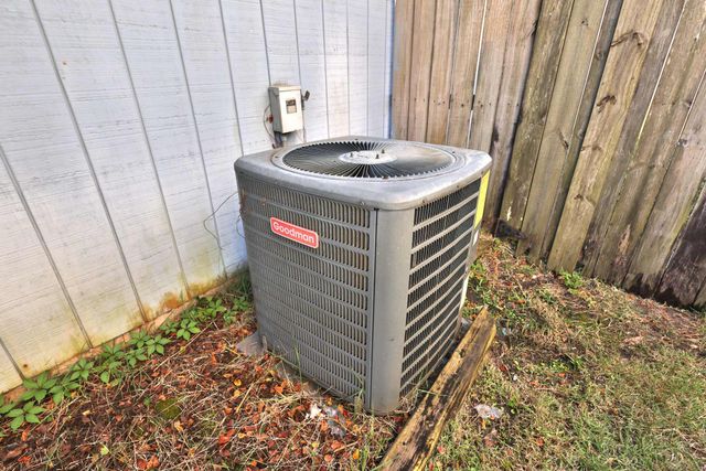 410 Woodland Park Circle, Mary Esther, FL 32569