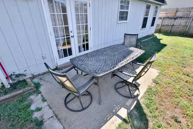 410 Woodland Park Circle, Mary Esther, FL 32569