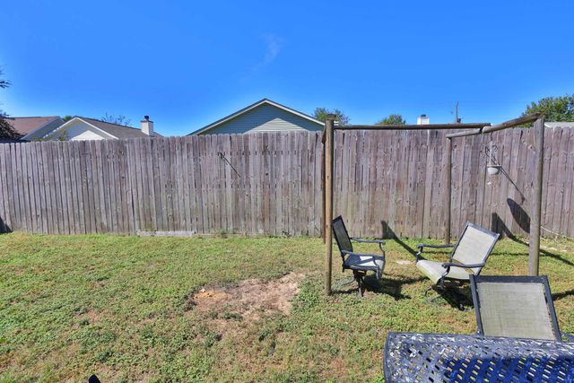 410 Woodland Park Circle, Mary Esther, FL 32569