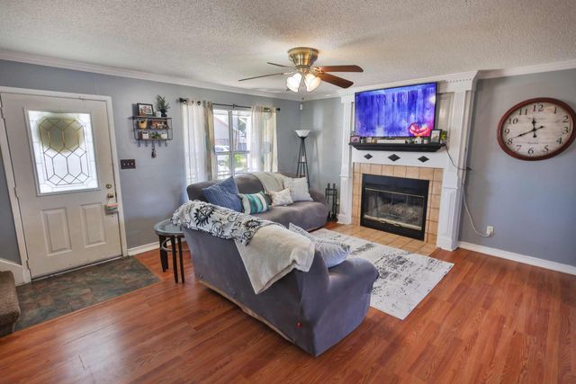 410 Woodland Park Circle, Mary Esther, FL 32569