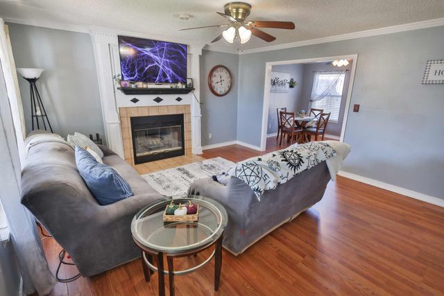 410 Woodland Park Circle, Mary Esther, FL 32569