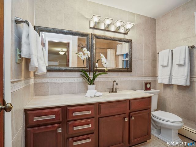 8 Dorset Road, Norwalk, CT 06851