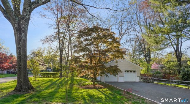 8 Dorset Road, Norwalk, CT 06851