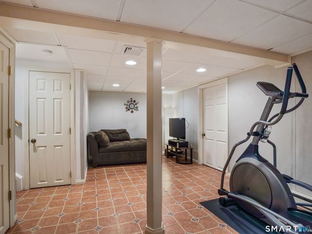 8 Dorset Road, Norwalk, CT 06851