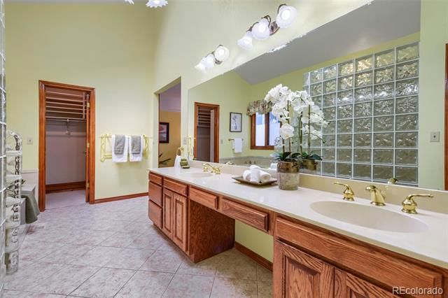 6529 S Adams Court, Centennial, CO 80121