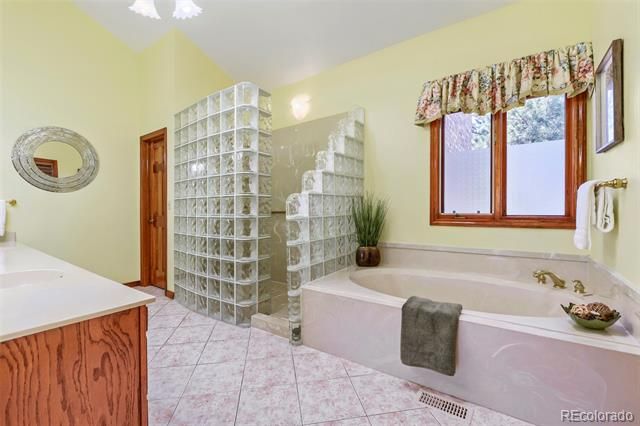 6529 S Adams Court, Centennial, CO 80121