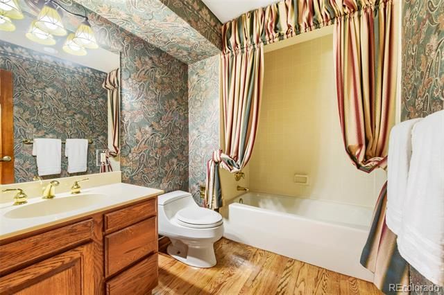6529 S Adams Court, Centennial, CO 80121