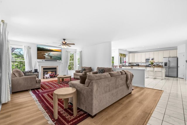 112 CANFIELD HILL DR, Gaithersburg, MD 20878