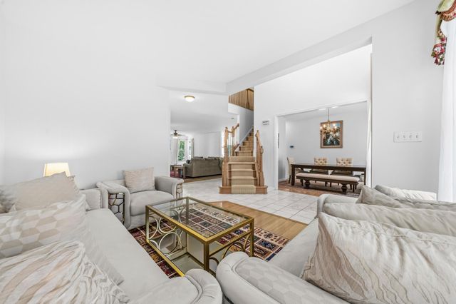 112 CANFIELD HILL DR, Gaithersburg, MD 20878