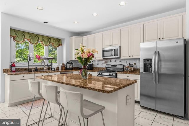 112 CANFIELD HILL DR, Gaithersburg, MD 20878
