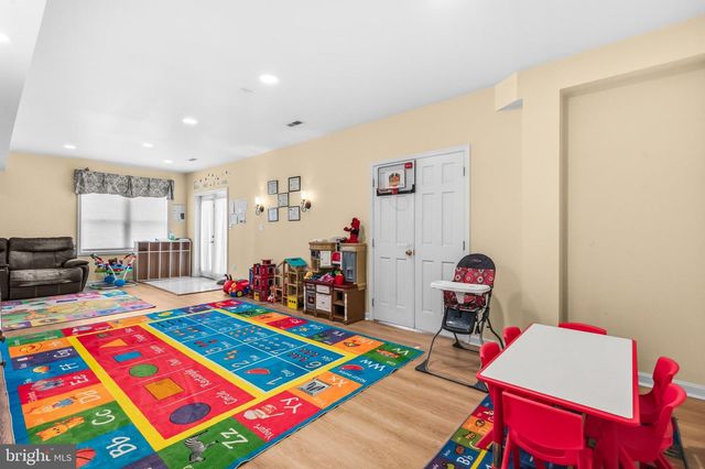 112 CANFIELD HILL DR, Gaithersburg, MD 20878