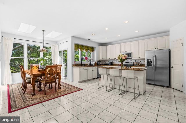 112 CANFIELD HILL DR, Gaithersburg, MD 20878