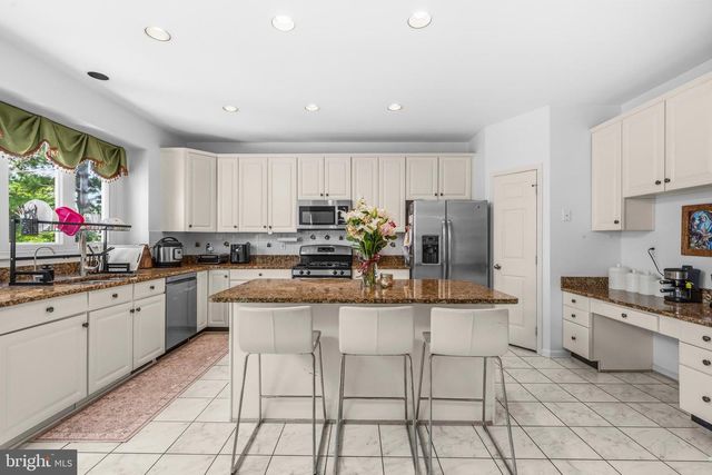 112 CANFIELD HILL DR, Gaithersburg, MD 20878
