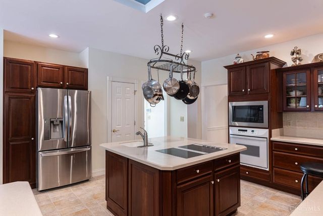 5017 Gerber Drive, Middletown, OH 45042