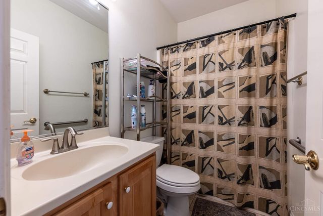 5017 Gerber Drive, Middletown, OH 45042
