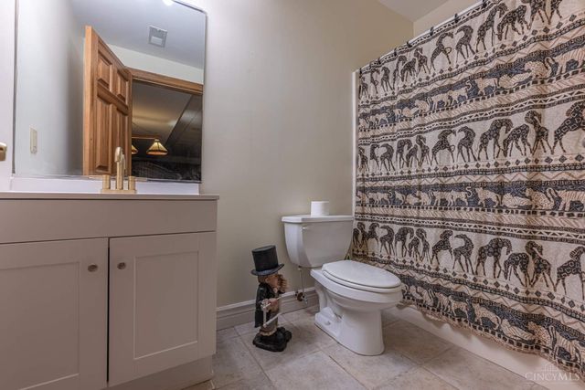 5017 Gerber Drive, Middletown, OH 45042