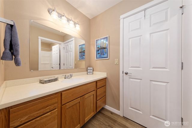 1171 E Old Ranch Road, Allyn, WA 98524
