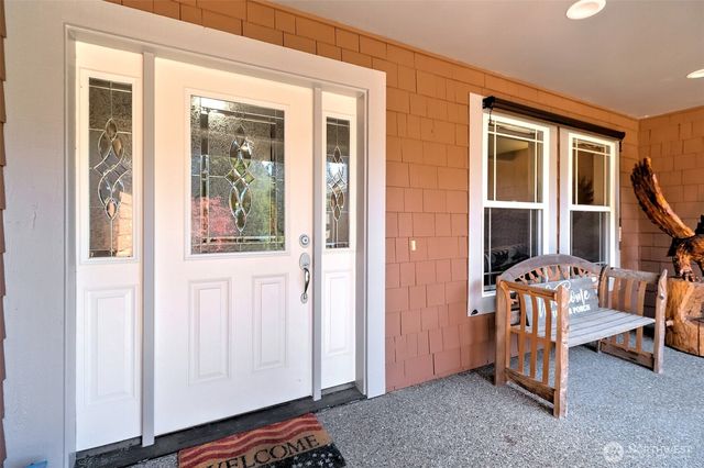 1171 E Old Ranch Road, Allyn, WA 98524