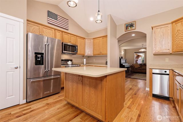 1171 E Old Ranch Road, Allyn, WA 98524