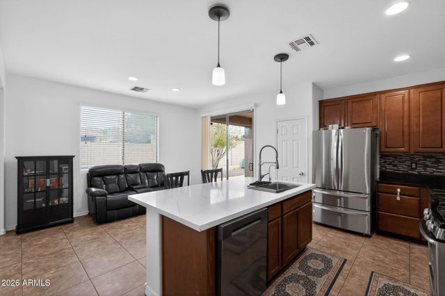 27327 N 54TH Avenue, Phoenix, AZ 85083