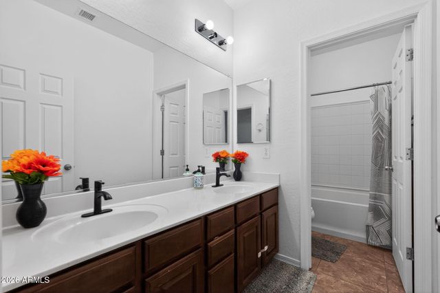 27327 N 54TH Avenue, Phoenix, AZ 85083