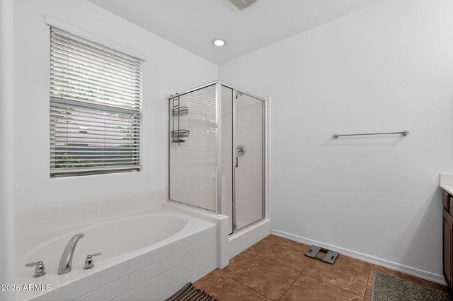 27327 N 54TH Avenue, Phoenix, AZ 85083