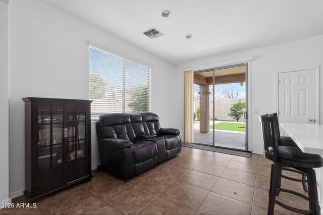 27327 N 54TH Avenue, Phoenix, AZ 85083