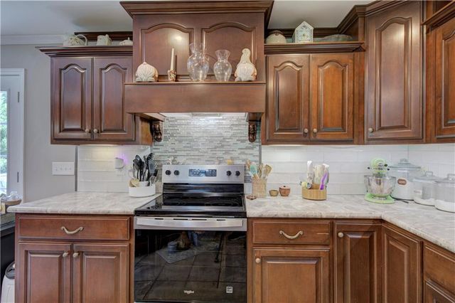 152 Brewer Road, Kingston, GA 30145