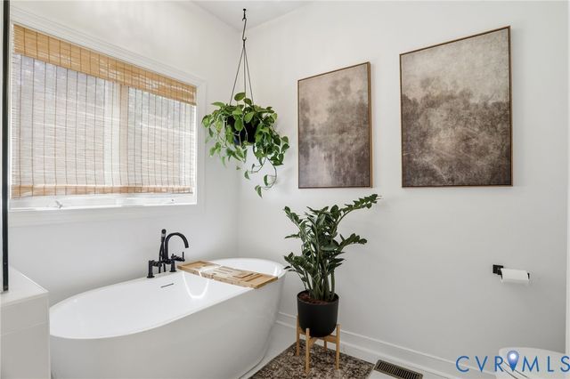 2935 Pineview Dr, Powhatan, VA 23139