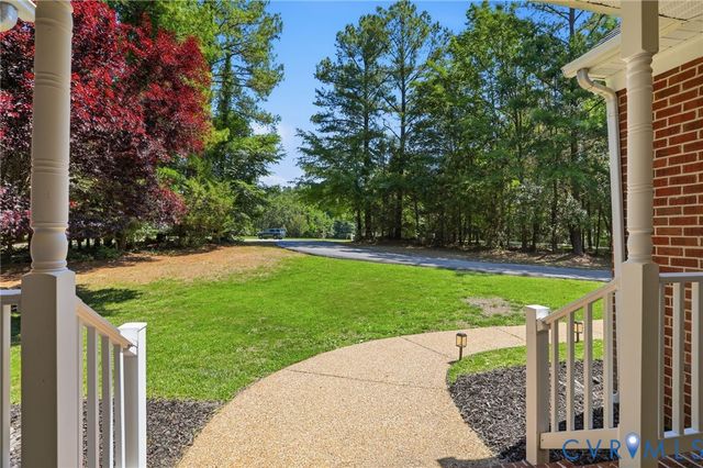 2935 Pineview Dr, Powhatan, VA 23139