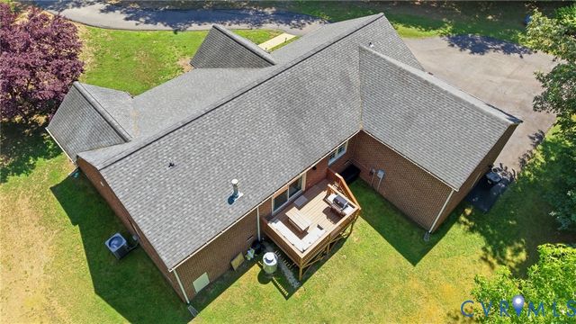 2935 Pineview Dr, Powhatan, VA 23139