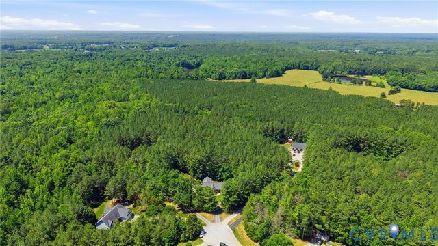 2935 Pineview Dr, Powhatan, VA 23139
